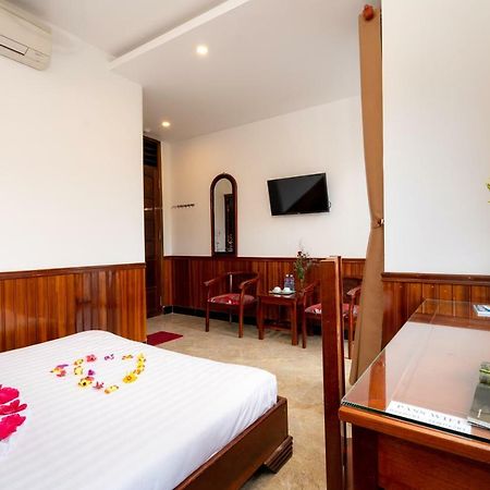 Family Hotel Hoi An Exterior photo