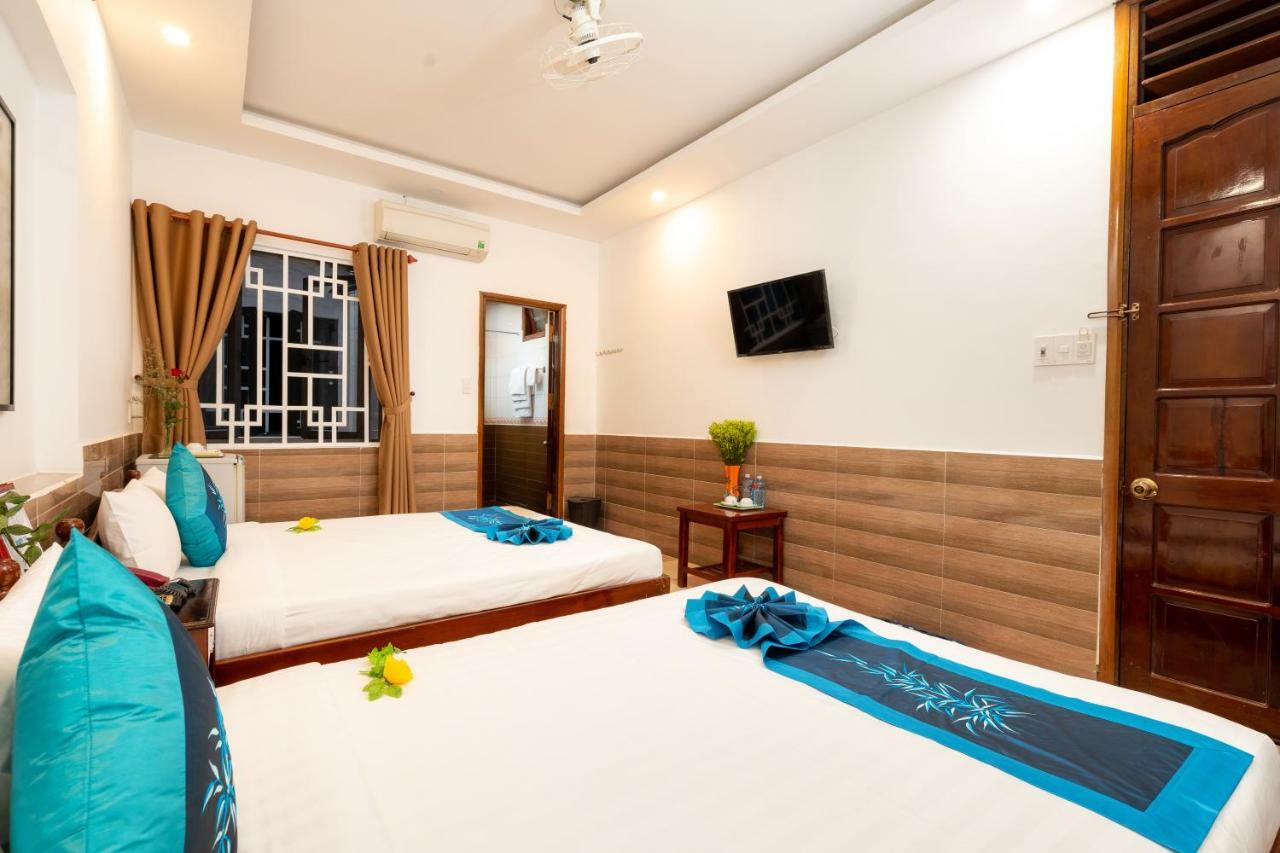 Family Hotel Hoi An Exterior photo