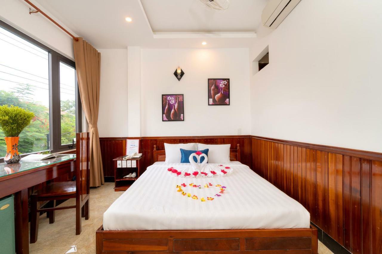 Family Hotel Hoi An Exterior photo